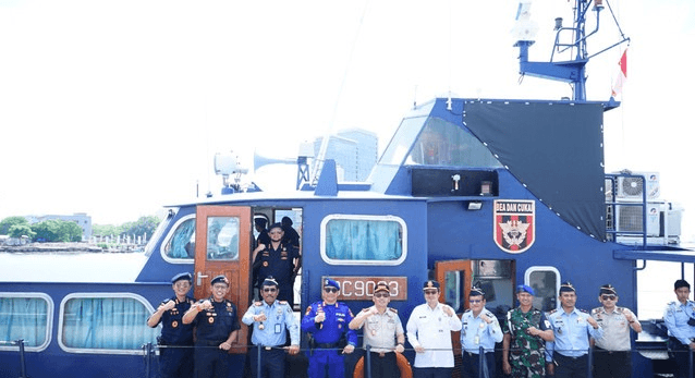 Bea Cukai Gelar Operasi Laut Gabungan dengan Imigrasi dan Karantina