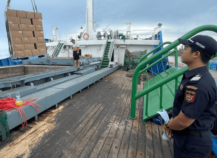 Bea Cukai Kawal Produk Keripik Tempe dan Udang Tembus Pasar Global