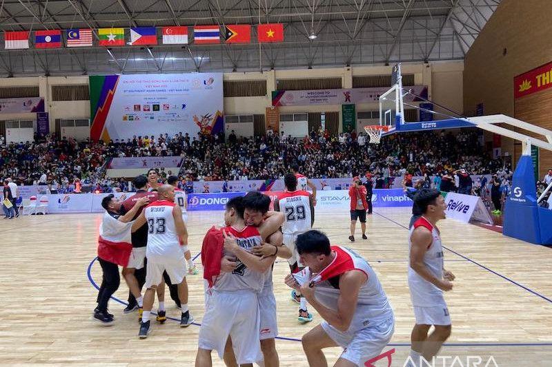 Sejarah! Tim Basket Putra Indonesia Raih Emas SEA Games