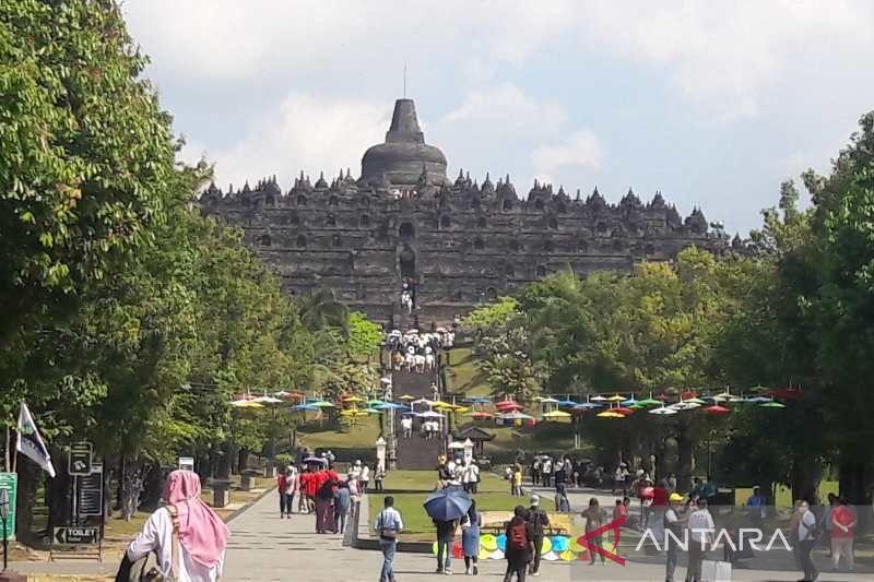 Ganjar dan Menteri Yaqut akan Hadiri Waisak Nasional 2023 di Candi Borobudur