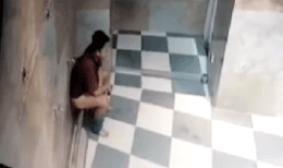 Parah! Pemuda Ini Buang Air Besar di Tempat Wudu Masjid, Videonya Viral
