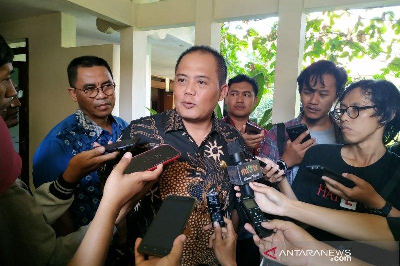 Viral Bupati Karanganyar Minta Warganya 'Mandi Kalau Lapar', Netizen: Ente Kadang-Kadang Ente!