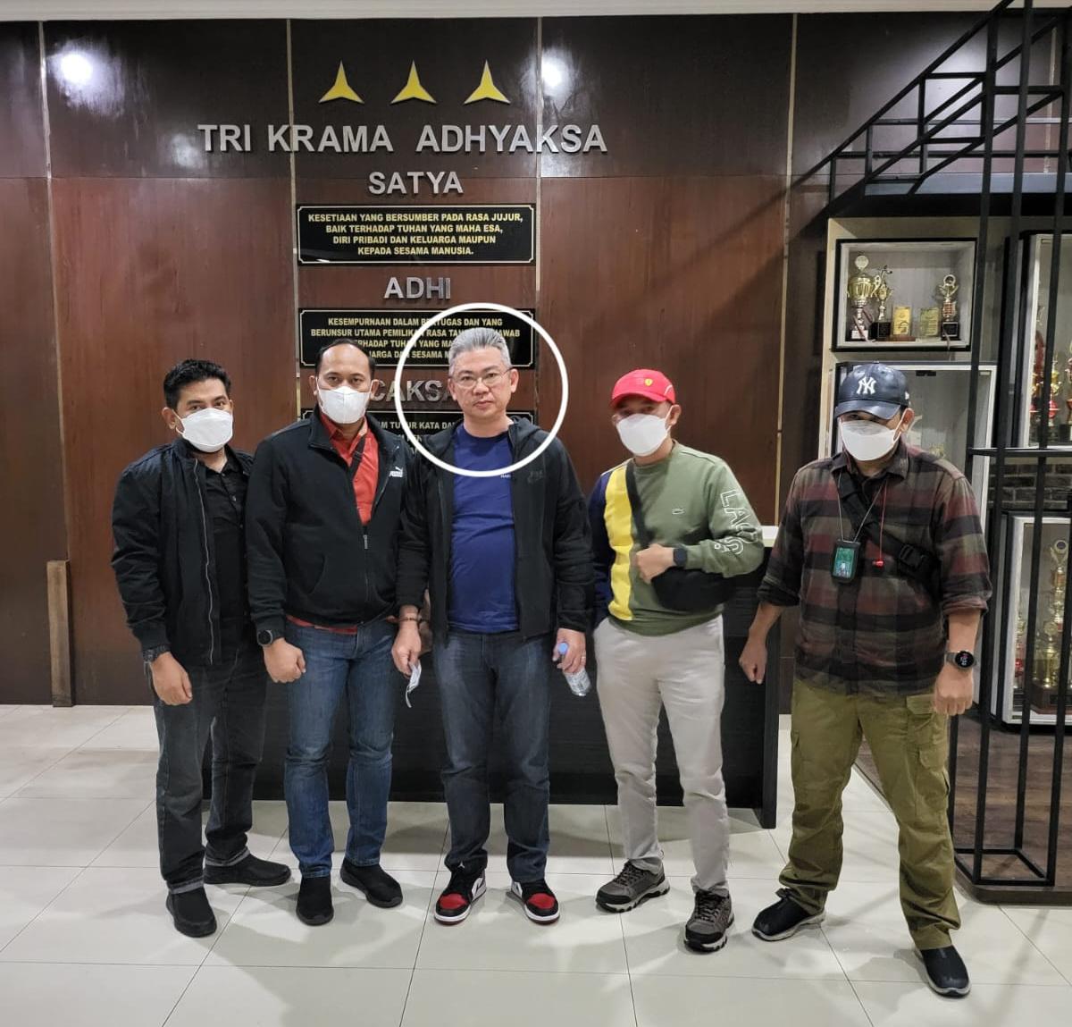 Tim Tabur Kejagung Tangkap Buronan TPPU Stefanus Joko Mogoginta