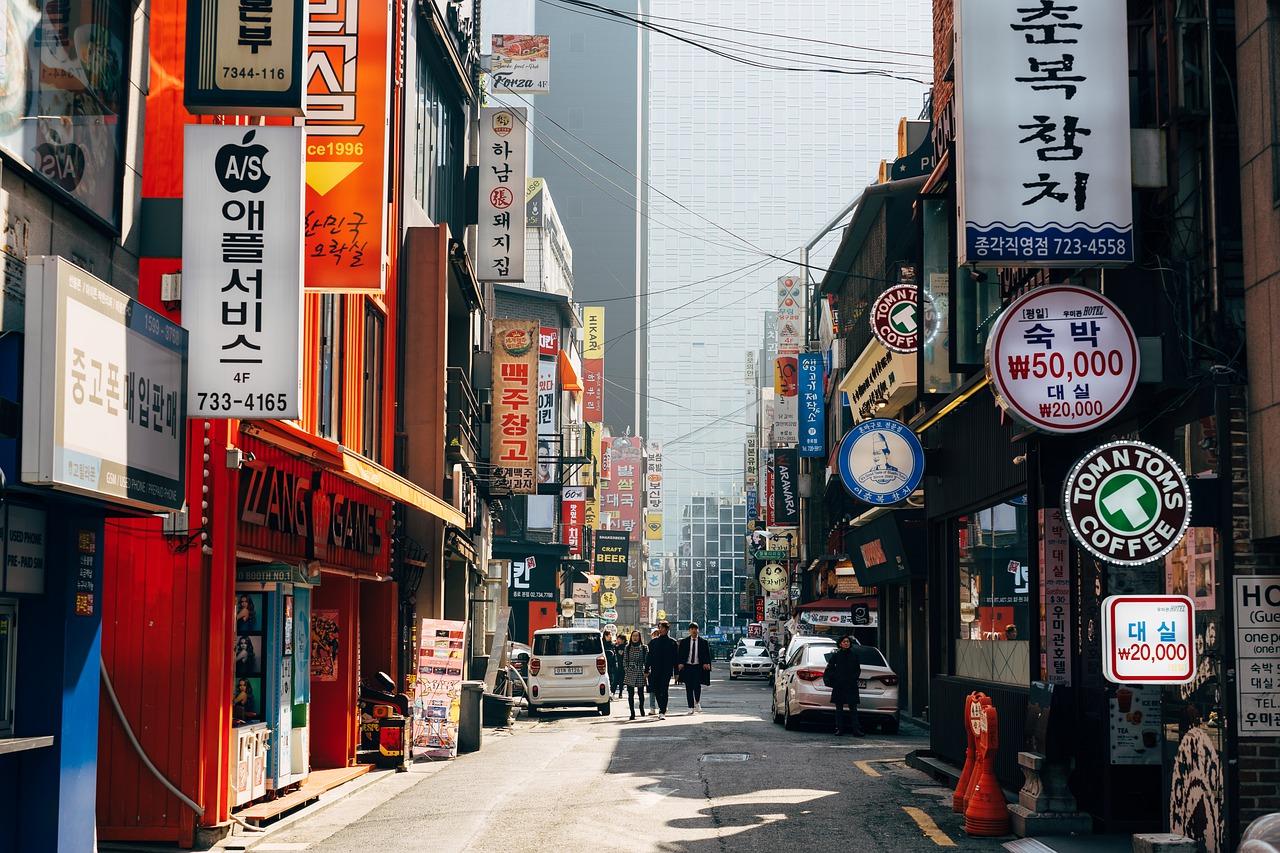 Diam-diam Foto Wanita di Taman Seoul, Pilot Asing Ditangkap Polisi
