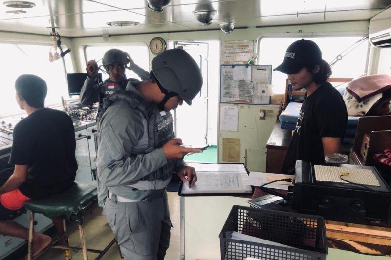 Bakamla Tangkap Tanker Selundupkan Minyak Ilegal di Batam