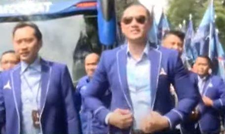AHY Pimpin Demokrat Daftar ke KPU Bawa Kader Satu Bus