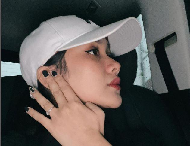 Pamer Foto Cincin Melingkar di Jari Manis, Cita Citata Dilamar Cucu Soekarno?
