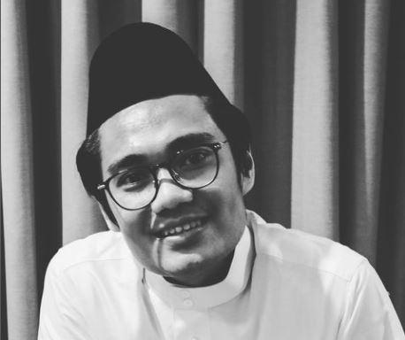 Pakai Kopiah, Ini Tampang Doddy Manajer BCL yang Diciduk Polisi gegara Nyabu!