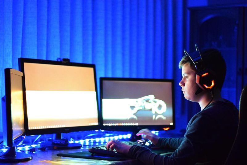 Apakah 'Game Online' Baik untuk Remaja? Ini Penjelasannya