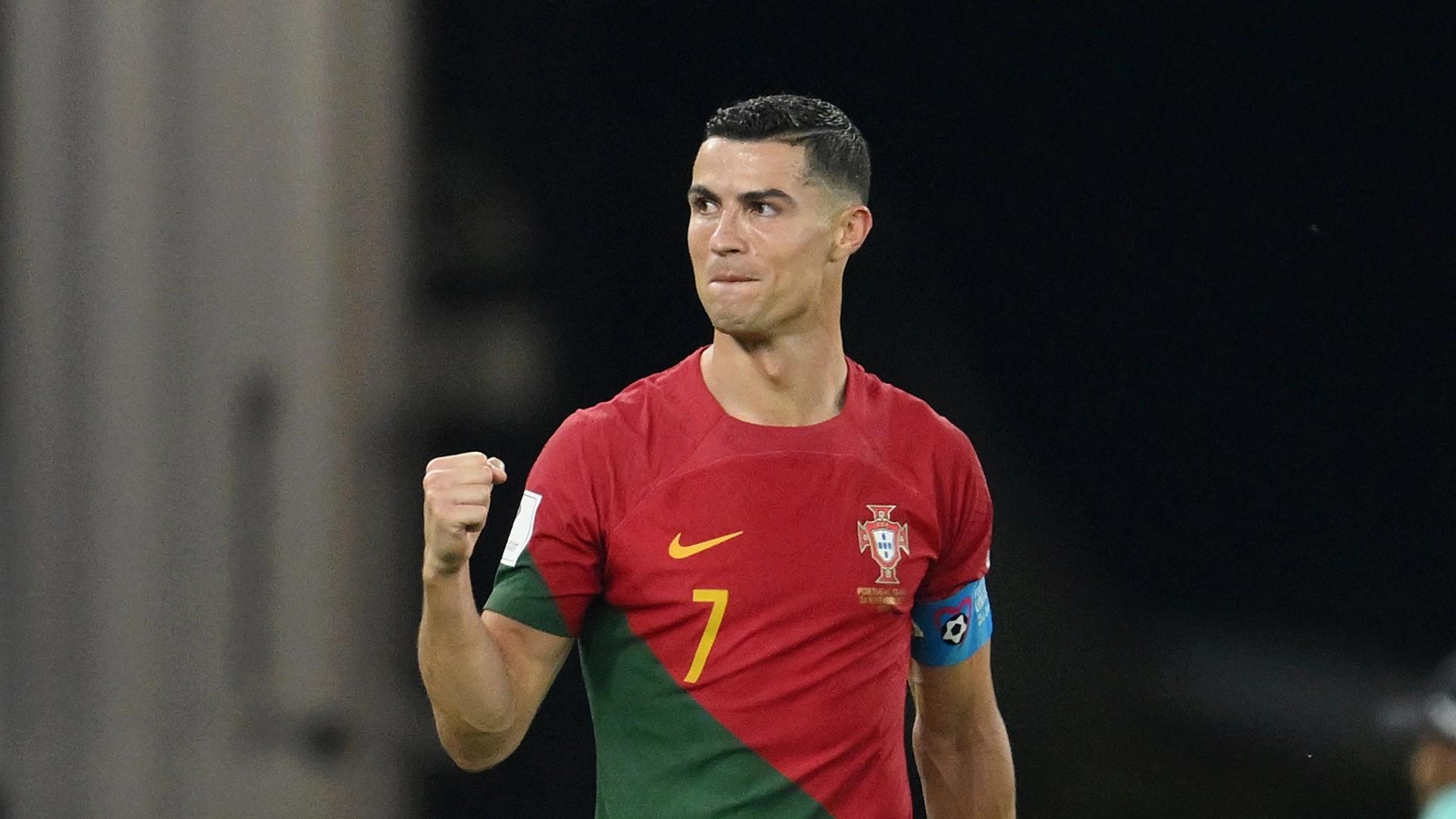 Cristiano Ronaldo Sepakat Gabung ke Klub Arab Al-Nassr, Digaji Rp3,20 Triliun Per Tahun!