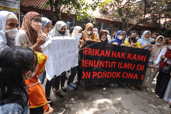Kasus SDN Poncok Cina 1, Kemendikbudristek Respect dengan Langkah Ridwan Kamil Tunda Bantuan Pembangunan Masjid