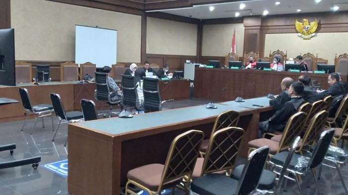 Owner PT PRM Dituntut 10 Tahun Penjara dan Denda Miliaran Terkait Kasus Taspen Life