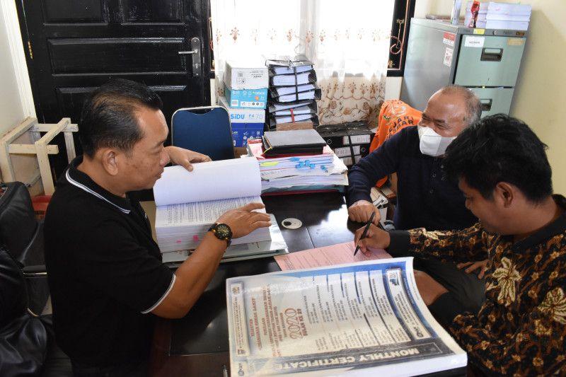 Penyidik Serahkan Dua Tersangka Korupsi Pembangunan RSUD Pasaman Barat ke JPU