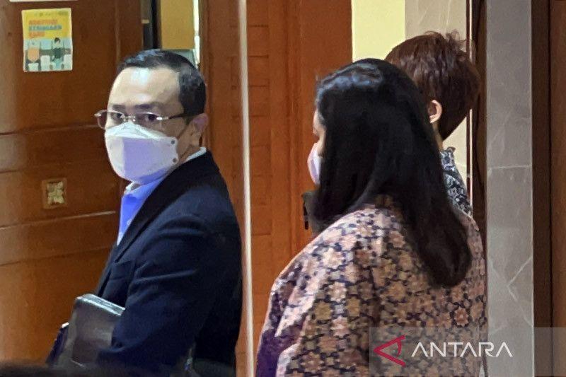 Soal Wanita Nangis 'Si Cantik Berseragam Cokelat', Pengacara Sambo: Itu Karangan Eliezer
