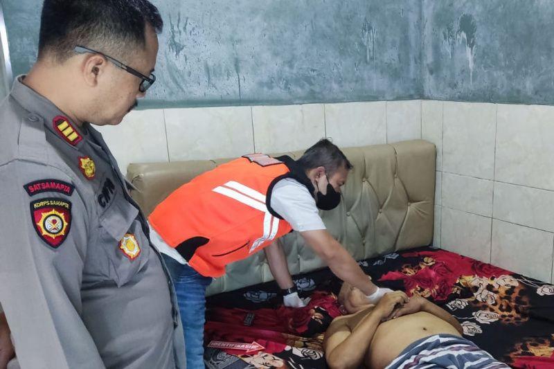 Polres Kudus Evakuasi Pria Meninggal karena Sakit Jantung di Kamar Hotel