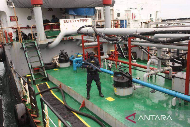 Kerugian Negara dari Kapal Solar yang Ditangkap Bea Cukai Capai Rp1,3 M