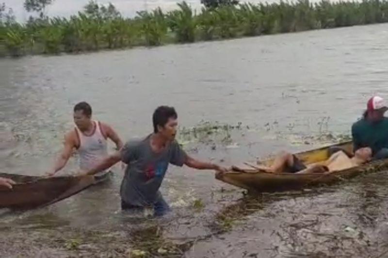 Dua Orang Tenggelam saat Banjir di Kudus Masih Dicari