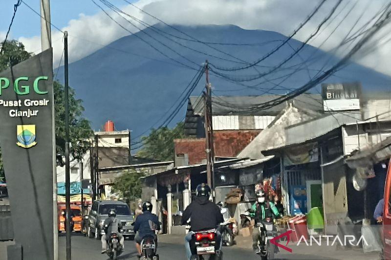 Imbas Gempa Cianjur, Pendakian Gunung Gede-Pangrango Ditutup Sementara
