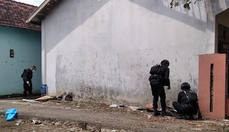 7 Bangunan Rusak dan 2 Bocah di Jepara Luka-luka gegara Bubuk Bahan Petasan Meledak Tiba-tiba