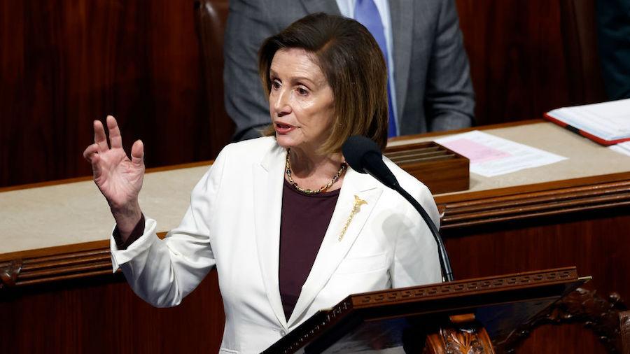 Nancy Pelosi Mengundurkan Diri dari Kursi Ketua DPR AS