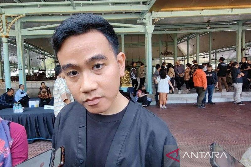 Gibran Bolehkan 10 Bus Suporter Persebaya Masuk Solo