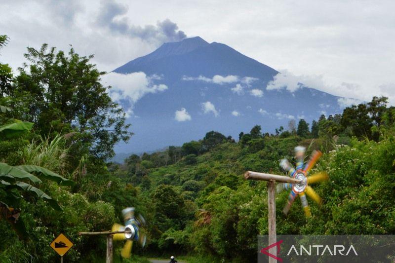 PVMBG Imbau Masyarakat Tak Dekati Lokasi Erupsi Gunung Kerinci