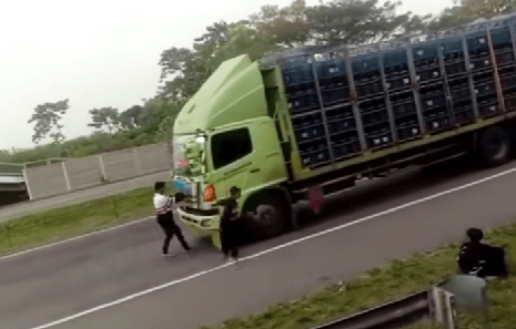 8 ABG Nekat yang Adang Truk di Tol Tangerang-Merak Ditangkap, Aksi Mereka Bikin Emosi