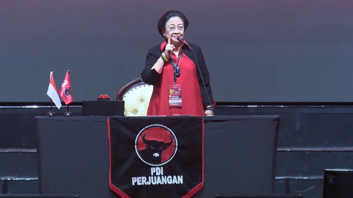 Megawati Hadiri Pelantikan Wali Kota Semarang, Dijemput Gibran, Duduk di Samping Ganjar