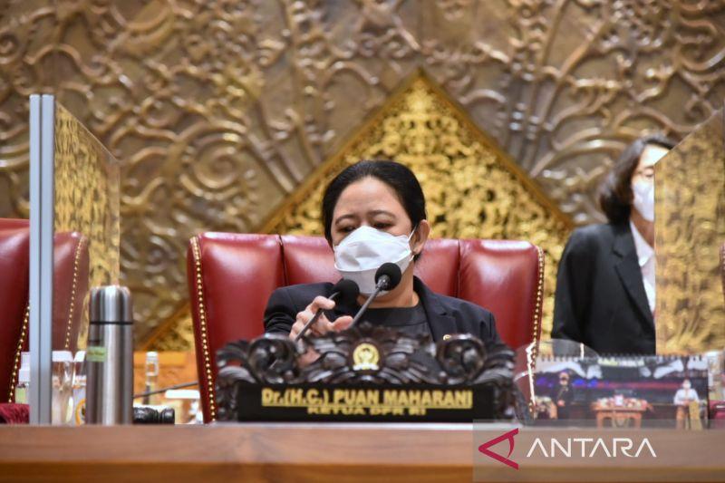 Puan Maharani Lantik Anggota DPR RI Pengganti Antarwaktu