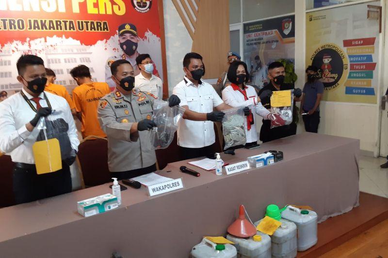 Polisi Ringkus Tiga Tersangka Kekerasan Seksual dan Pencurian di Pademangan Jakut