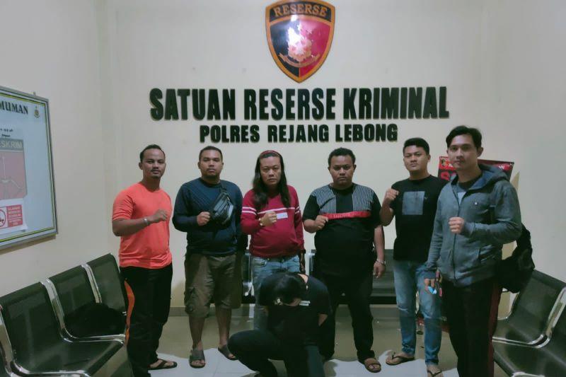 Pemasok Miras yang Tewaskan Pengunjung Karaoke Ayu Ting Ting di Bengkulu Ditangkap!