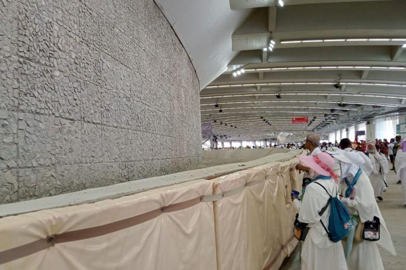 Jamaah Haji Banyak yang Kelelahan di Jalur Jamarat