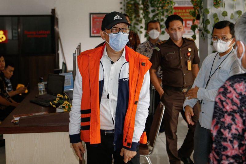 Eks Bupati Probolinggo Tahanan KPK Dilimpahkan ke Rutan Surabaya, Ada Apa?