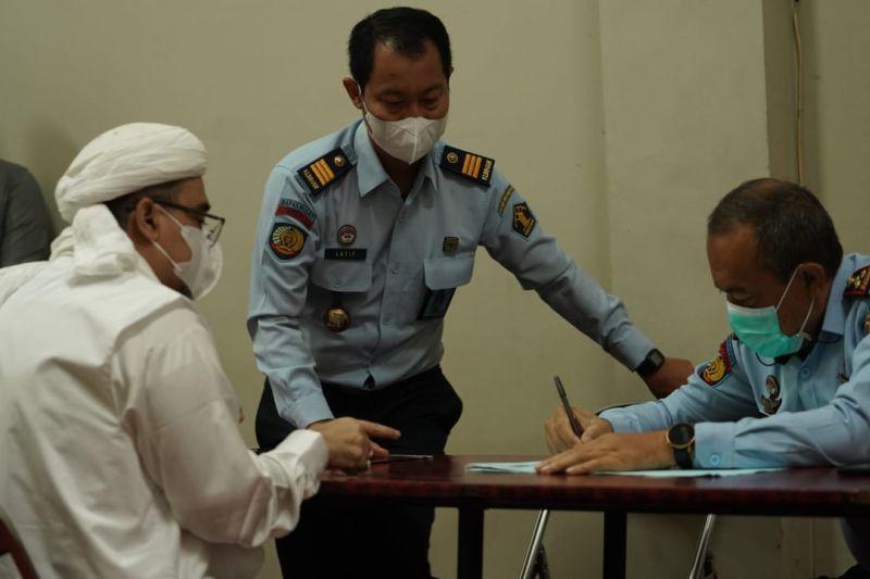 Habib Rizieq Bebas Bersyarat hingga 10 Juni 2024