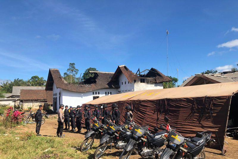 Polda Jatim Terjunkan Puluhan Brimob Redam Aksi Teror di Jember