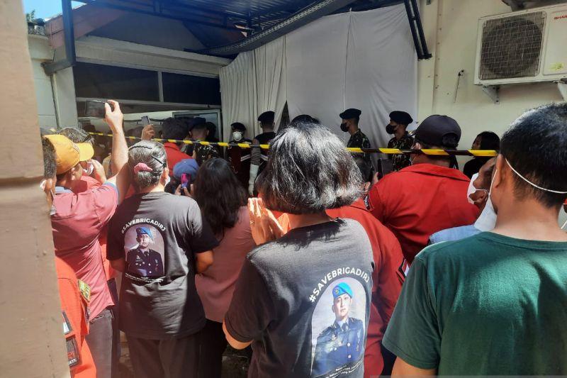 Ayah Brigadir J Ngaku Bingung atas Keterangan Ferdy Sambo soal Martabat Keluarganya Dijatuhkan