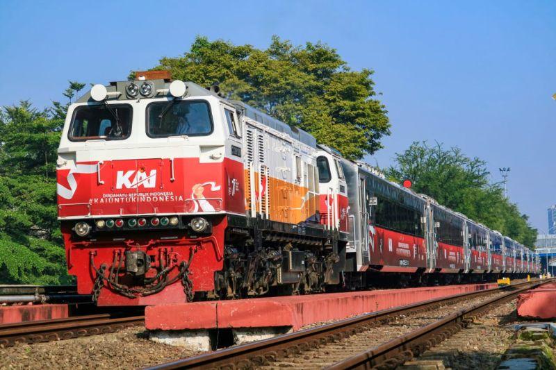 PT KAI Lakukan Audit Izin Impor KRL untuk Atasi Jumlah Penumpang Harian yang Kian Padat