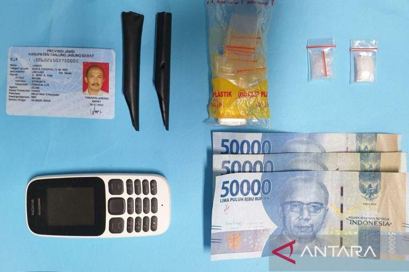 Pasutri di Jambi Ditangkap saat Pesta Sabu