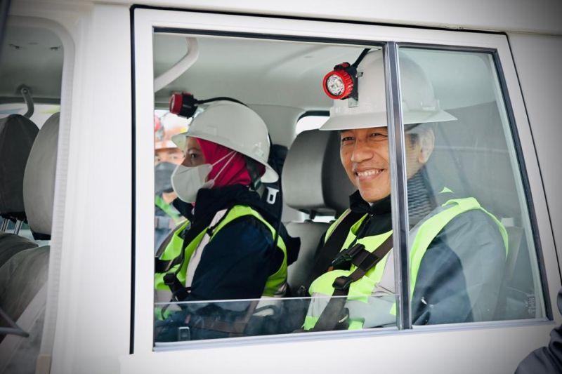 Jokowi: Karyawan Freeport 98 Persen WNI, Setengahnya Orang Asli Papua