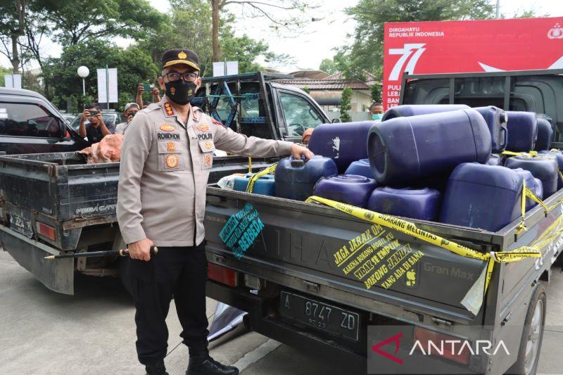 Tega! Rakyat Panik BBM Naik, 4 Orang Ini malah Timbun 2,5 Ton Pertalite