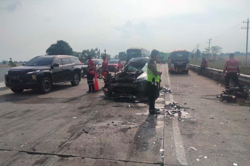 Polisi: Kecelakaan Beruntun Tol Pejagan-Pemalang Dipicu Asap Pembakaran Ilalang di Pinggir Tol