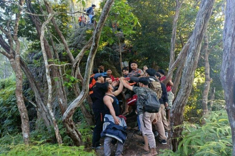 Mahasiswa yang Hilang di Bukit Popalia Sulteng Ditemukan di Jurang Sedalam 85 Meter