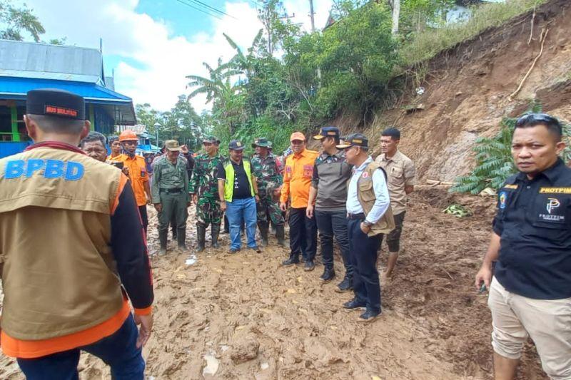 Dua Korban Longsor Jeneponto Ditemukan Meninggal Dunia