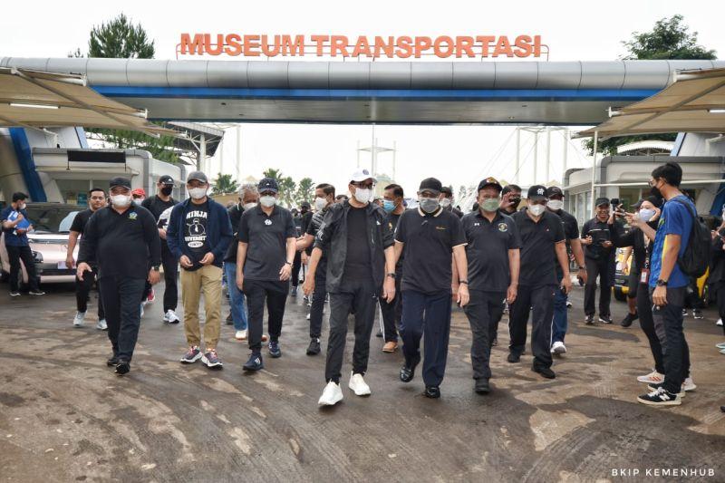 Menhub Tinjau Museum Transportasi di TMII Setelah Direvitalisasi