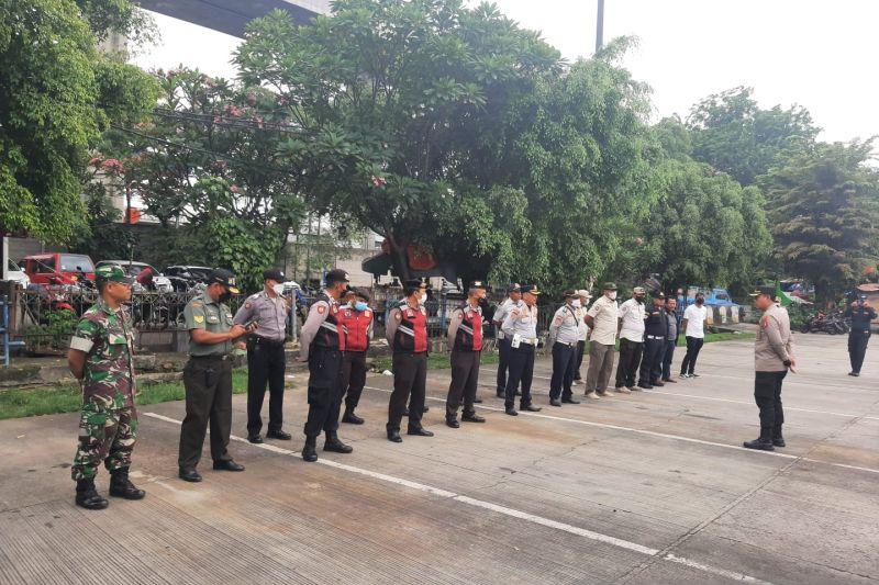 Resahkan Calon Penumpang, 19 Calo Tiket Bus di Terminal Kampung Rambutan Ditangkap!