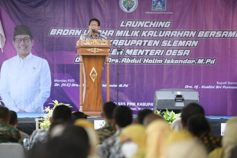 Mendes PDTT Perjuangkan Ubah Masa Jabatan Kades jadi 9 Tahun
