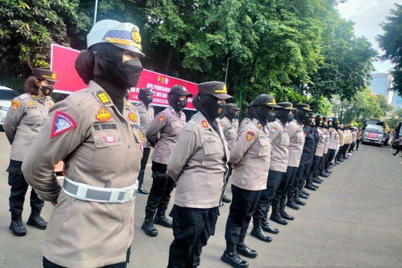 Polda Metro Kirim Polwan Perkuat Tim Trauma Healing untuk Korban Gempa Cianjur