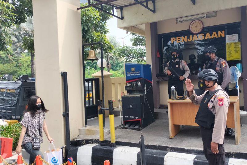Polres Jakpus Tingkatkan Kewaspadaan Usai Ledakan Bom Bunuh Diri di Polsek Astana Anyar