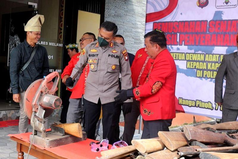 Polres Melawi Musnahkan 38 Senjata Api Rakitan Jenis Lantak dan Bomen