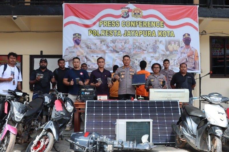 Jadi Penadah Barang Curian dan Ditukar Ganja, Dua Warga Papua Nugini Ditangkap!
